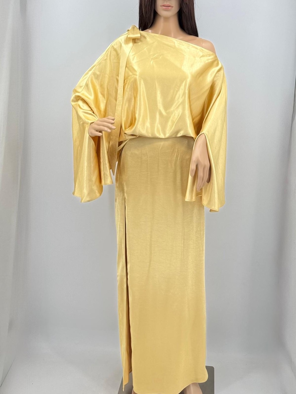 Vintage Y2K Butter Yellow Evening Formal Satin Cape Dress Gown